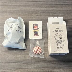 POP MART Hiromu x Le Petit Prince Collectible Set THE CONCEITED MAN